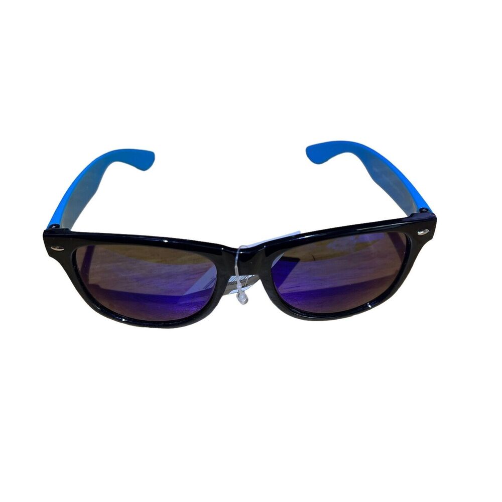 FGX (Foster Grant) Sunglasses Black Frame Blue‎ Arms 100% UVA UVB Protection
